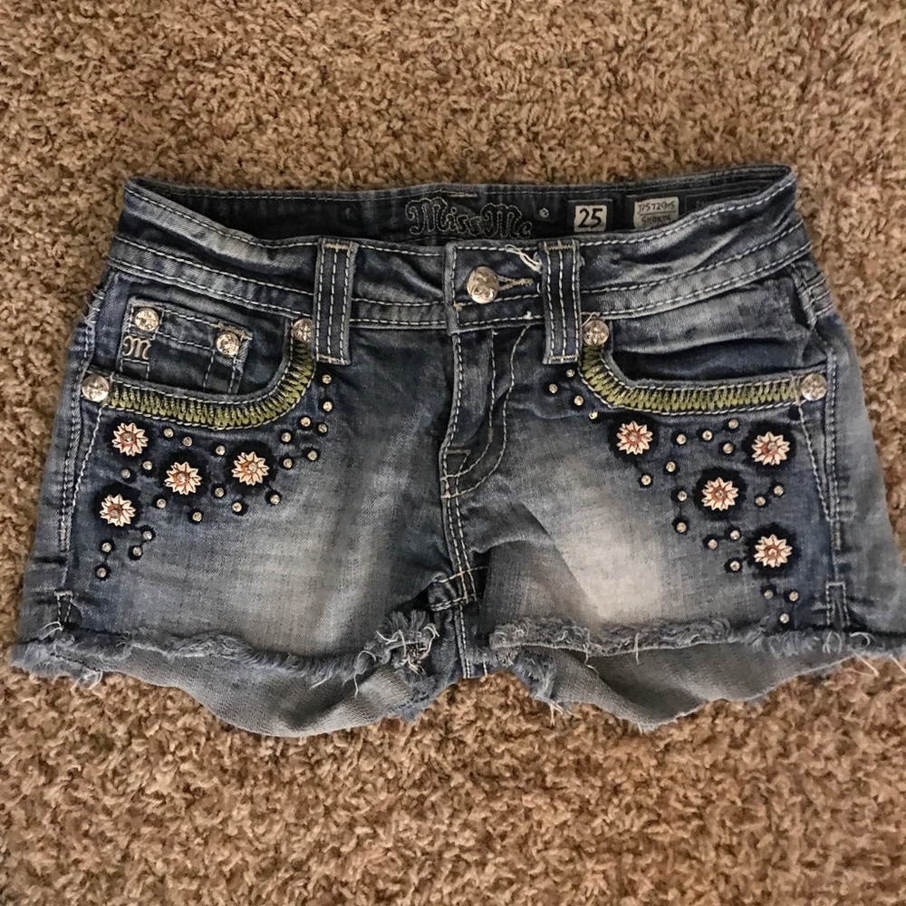 Miss Me Shorts(2) Pant(1)